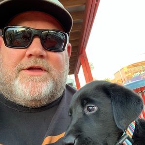 Meet your Posher, Robert